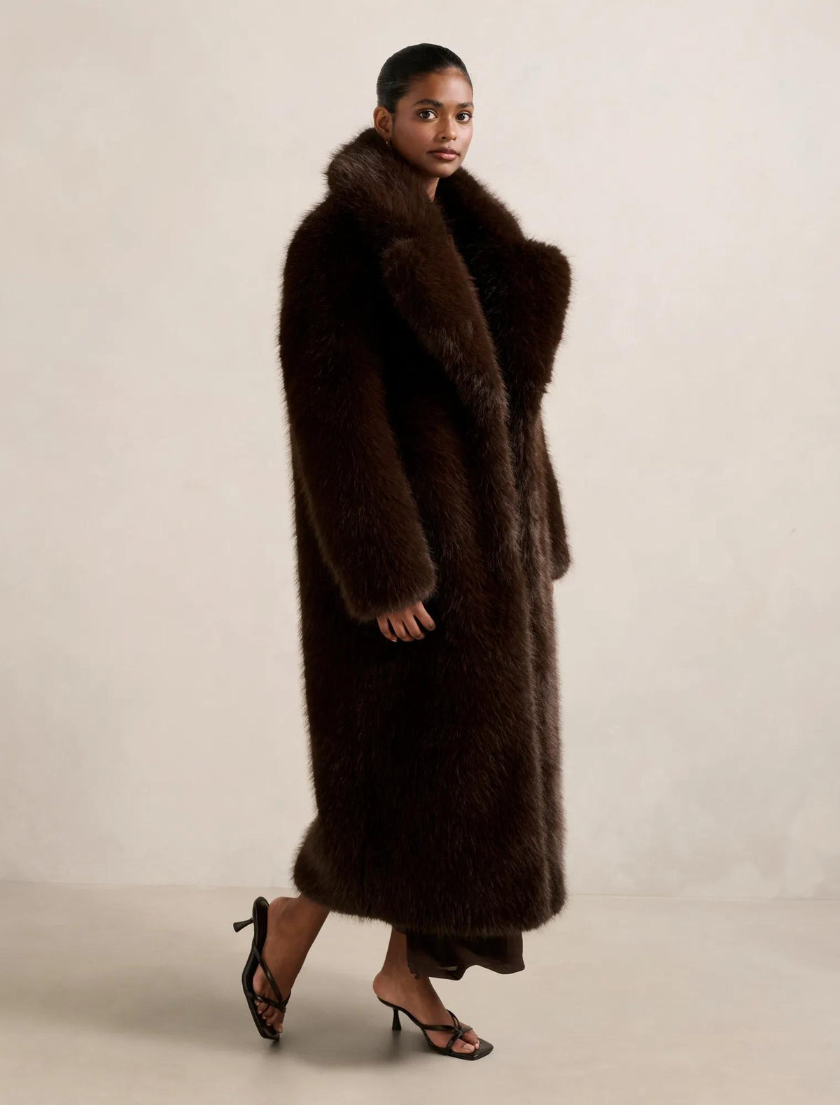 Hunter Petite Maxi Faux Fur Coat Dark Chocolate