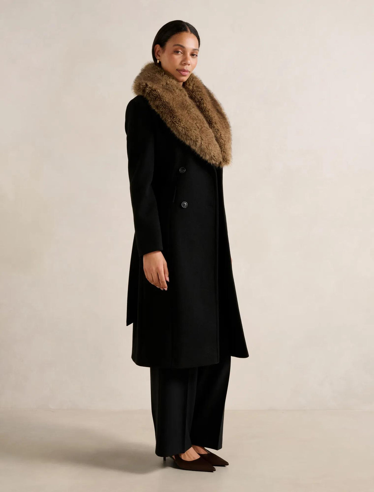 Chelsea Double Breasted Fur Collar Coat Black / Camel
