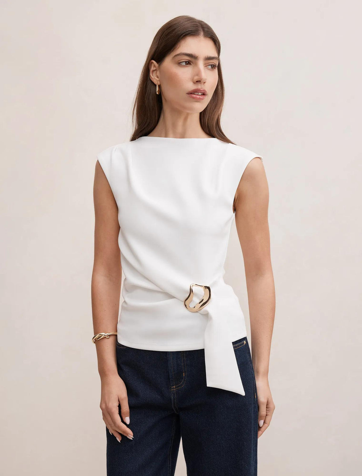 Serena Hardware Detail Top Porcelain