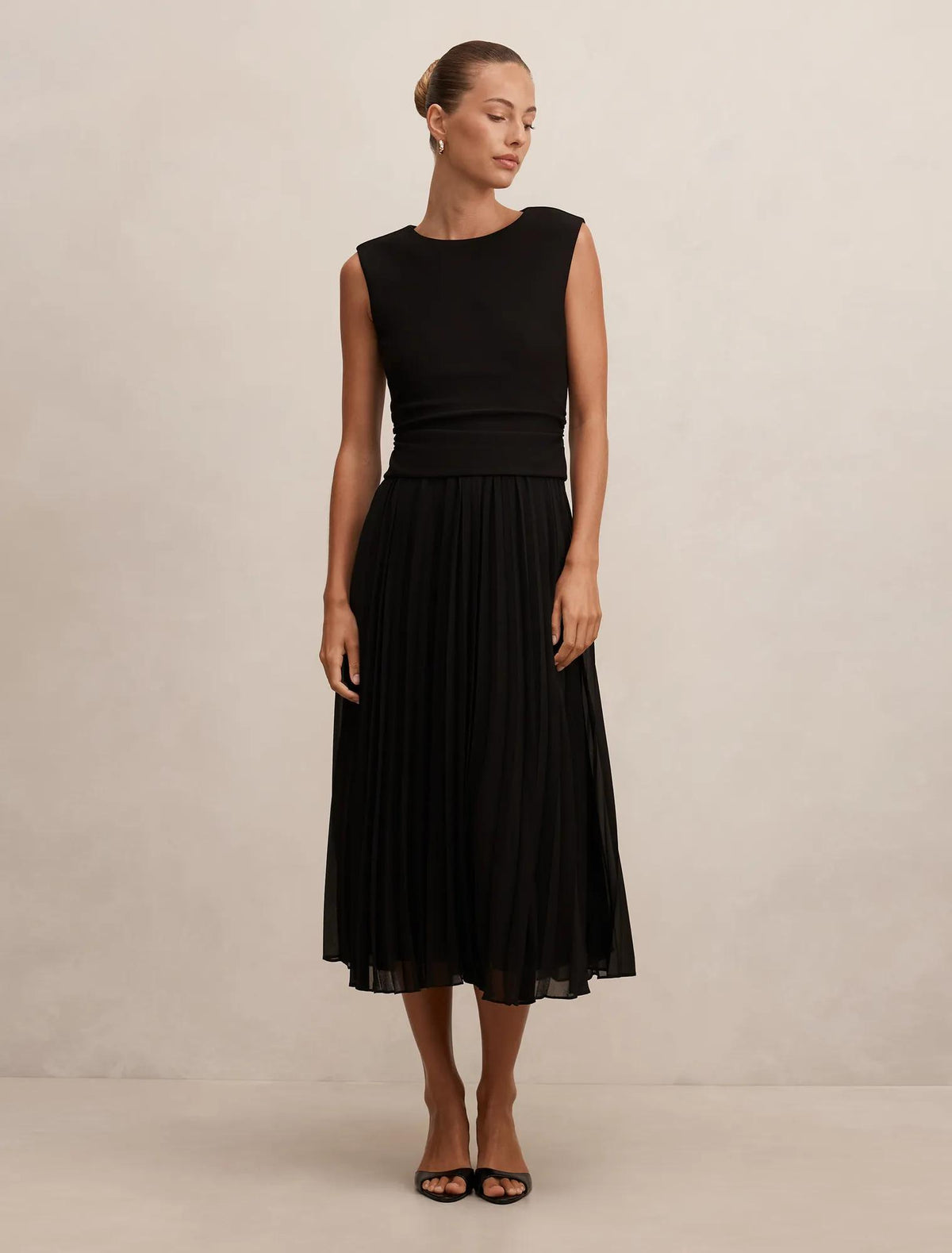 Emilia 2-in-1 Pleated Midi Dress Black