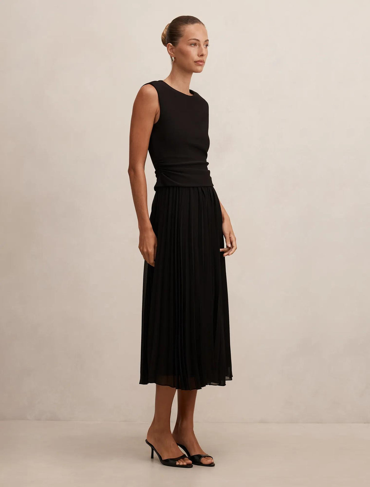 Emilia 2-in-1 Pleated Midi Dress Black