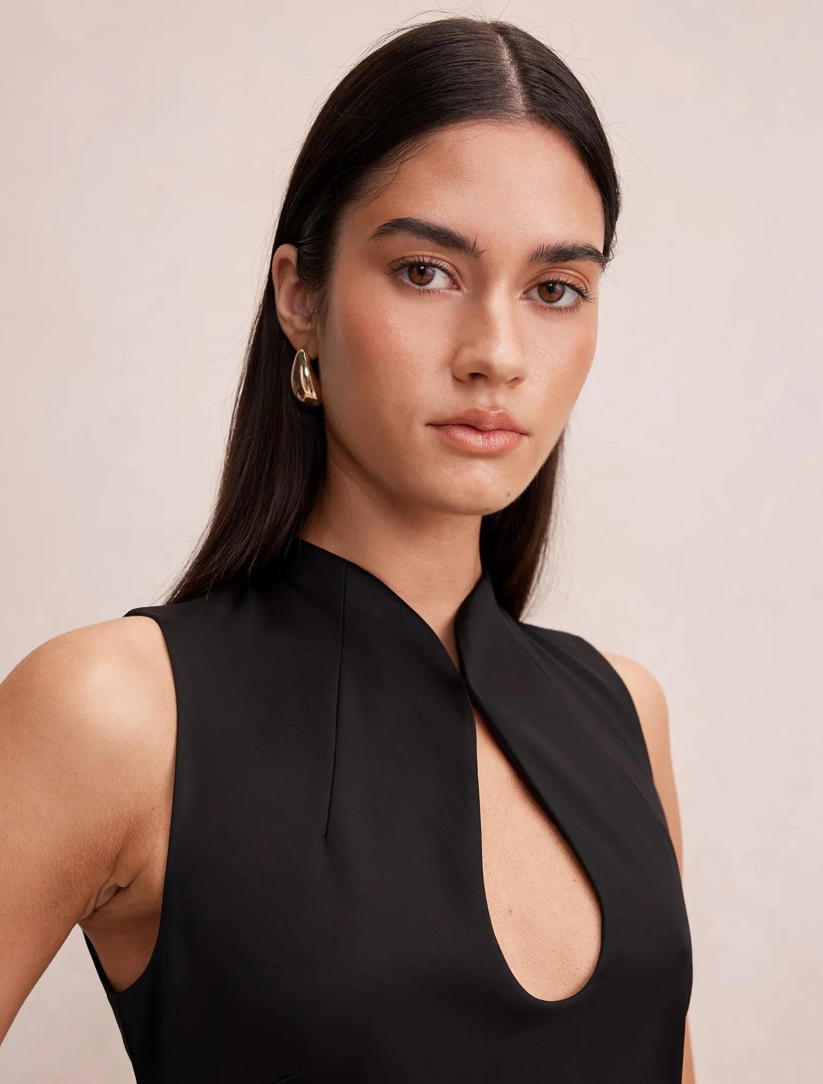 Jade Keyhole Satin Mini Dress Black