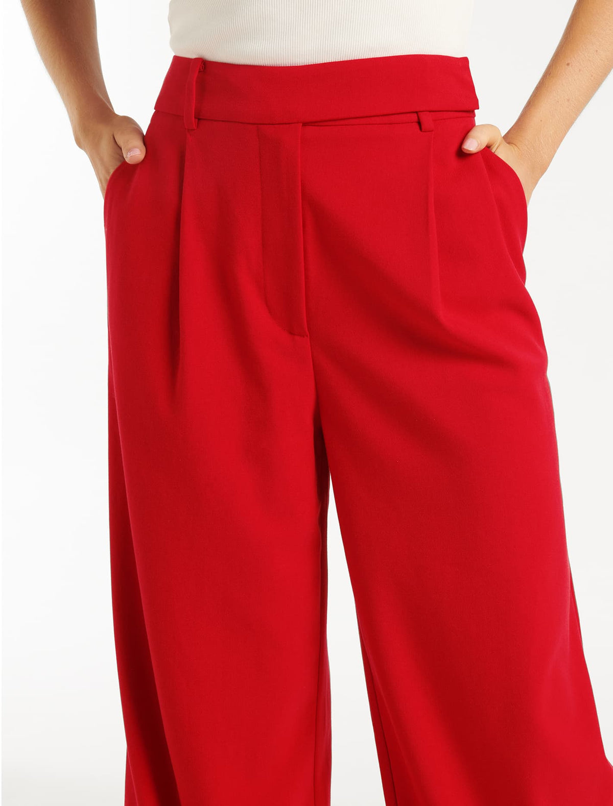 Isla Straight-Leg Pants Red Suit