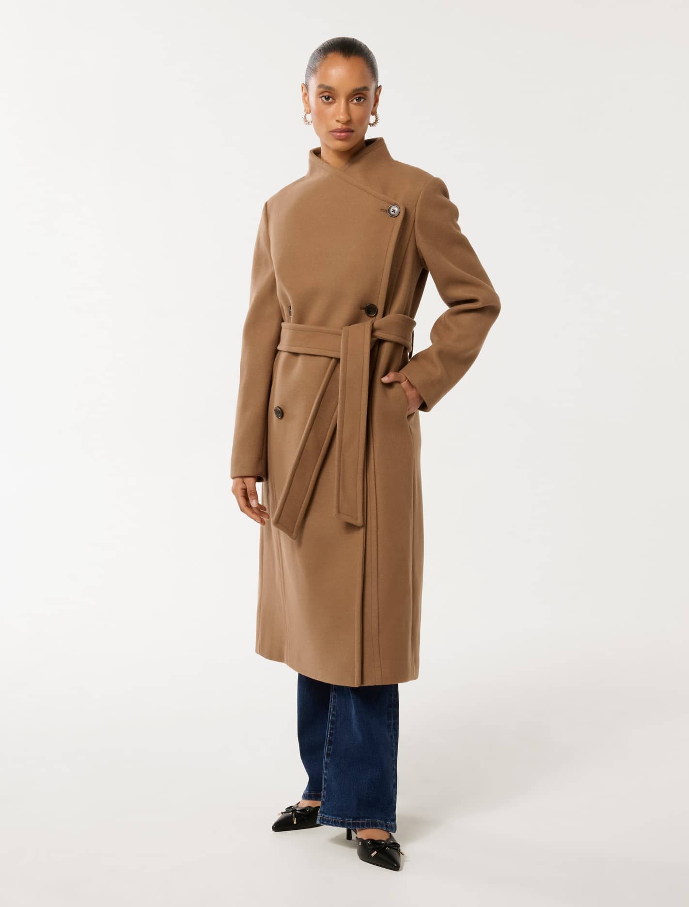 Women s Coats Shop Jackets Maxi Coats Forever New Clothing