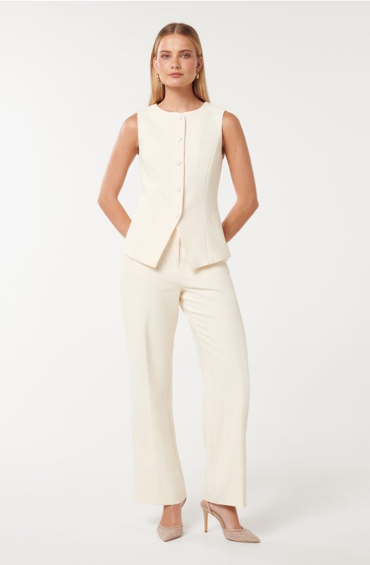 Forever New | Women's Tops | Casual Tops | Workwear | Pants | Work Tops | Work Pants | Shop Now